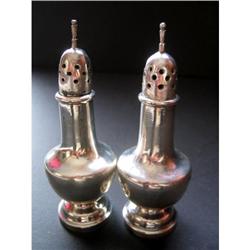 Pair of American salt and pepper containers #1611052