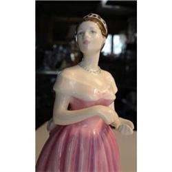 LOVELY ROYAL DOULTON FIGURINE *CAMILLA* #1641472