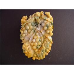 Chinese carved Hardstond Grape #1642048