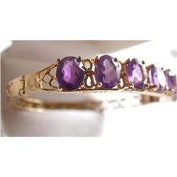 Beautiful Gold Bracelet with 7 Amethysts #1653385