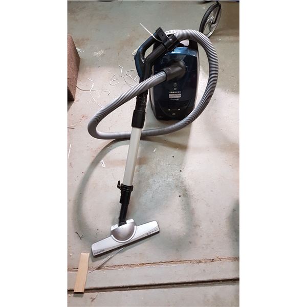 Samsung Vacuum