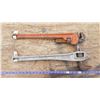 Image 2 : 2 Pipe Wrenches