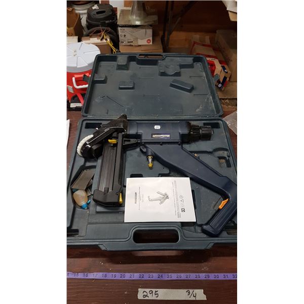 Flooring Stapler / Nailer