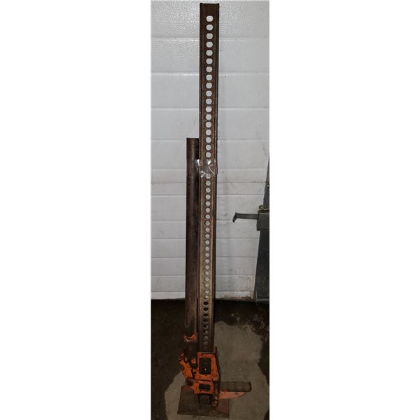 farm jackall 48"