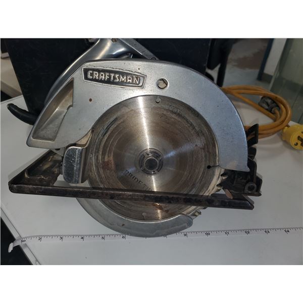 Craftsman saw 7" in metal case