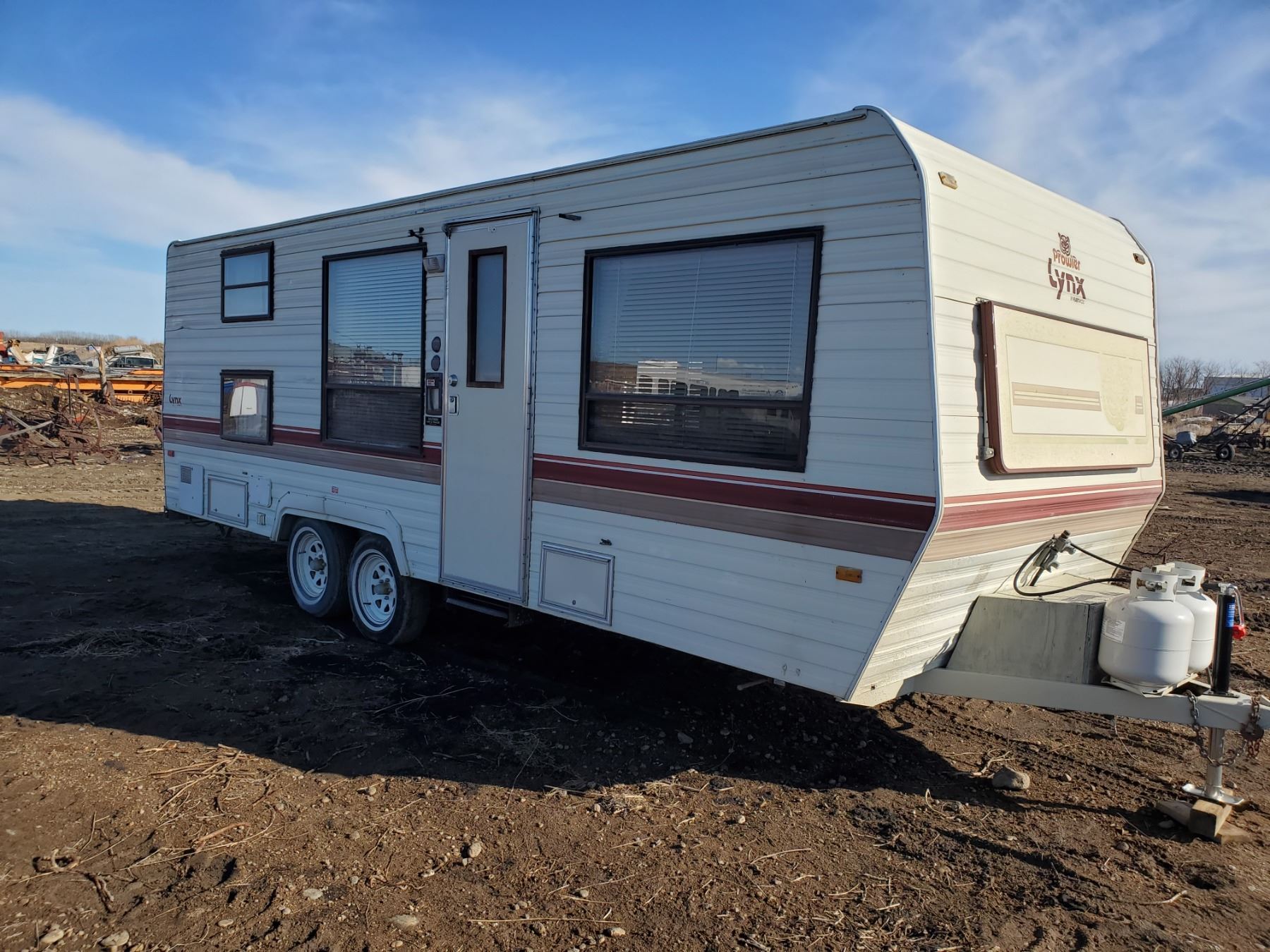 PROWLER LYNX 24' CAMPER TRAILER VIN 2EC3C2422J6537919