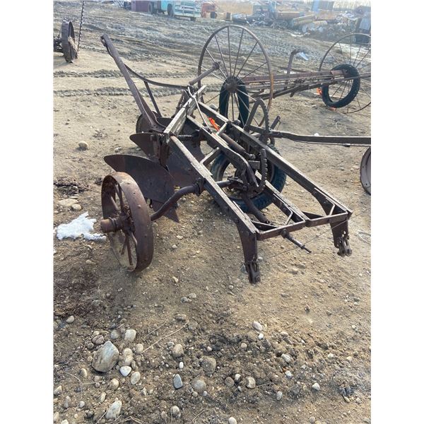 3 Furrow Plow John Deere