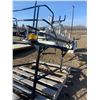 Image 5 : Warwick Ladders Inc. 2011 H 31' 2" - Reach 21' 10" Telelift Model TTS-20-5-GY has all controls and m