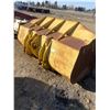 Image 3 : Loader Bucket Cat 9' 6" W X 4' 6" H X 36" D