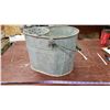 Image 2 : Mop Pail & Chain