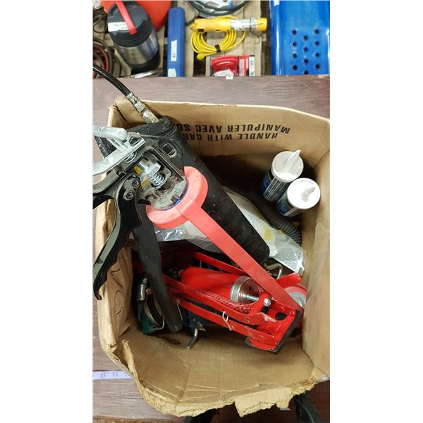Grease Gun & Caulking Gun Etc.