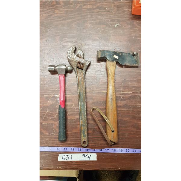 Hammer & Wrench & Hatchet