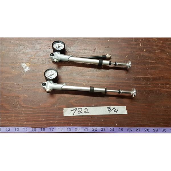 2 Handheld Tire Pumps