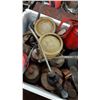 Image 3 : Lot Oil Cans