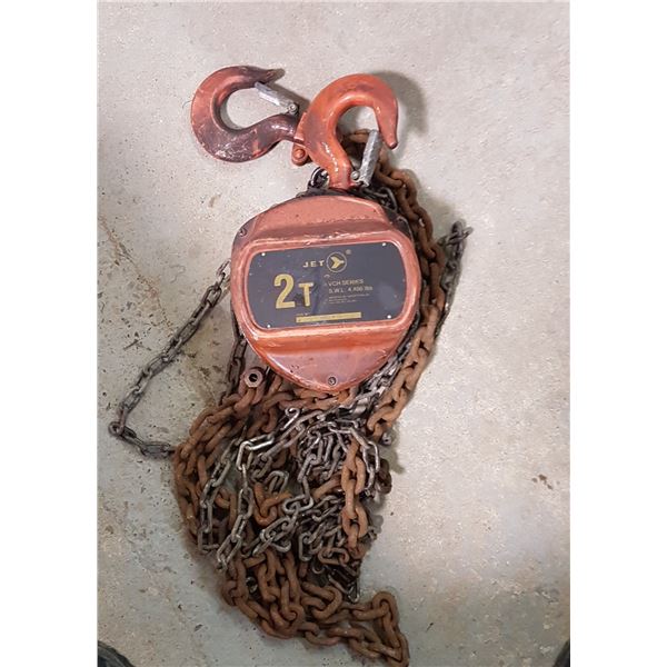 2 Ton Chain Hoist & Box Lubricants Etc.