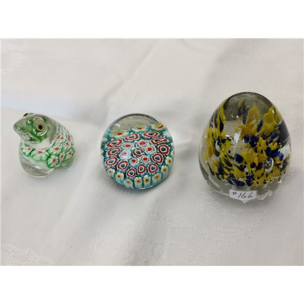 Lot of 3 paperweights