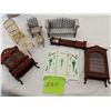 Image 1 : Lot of doll house furniture