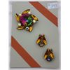 Image 1 : Card with rhinestone broach and clip earrings