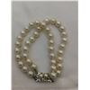 Image 4 : Faux pearl bracelet by Coro