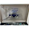 Image 3 : “Favorite Lady” Austrian crystal necklace, broach, clip earring set in box