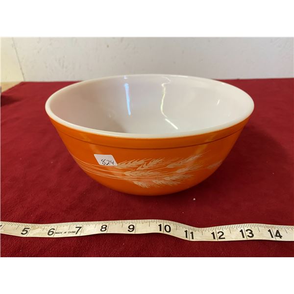 Vintage Pyrex Wheat Bowl
