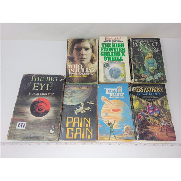 7 vintage sci-fi books