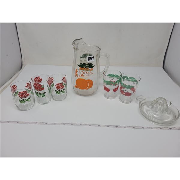 Vintage pitcher & 5 juice glasses & juice extractor