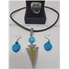 Image 2 : Howlite arrow necklace with leather cord, ring, earrings.