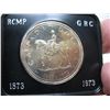 Image 2 : 1973 CANADIAN CASED SILVER DOLLAR - R.C.M.P. Centennial