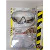 Image 2 : 5 disposable coveralls & 2 pairs safety glasses