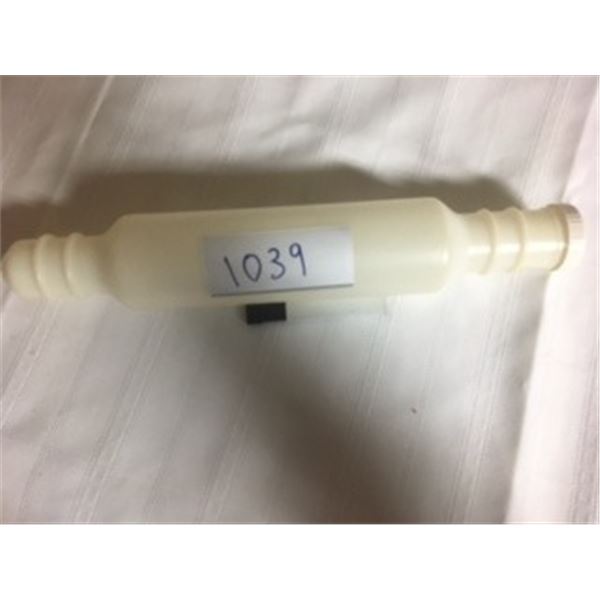 VINTAGE TUPPERWARE ROLLING PIN