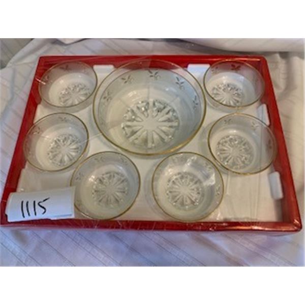 1115-7 PIECE FRUIT SET BOWLS   WHEAT MOTIF IN ORIGINAL BOX  MADE IN ITALY. MINT