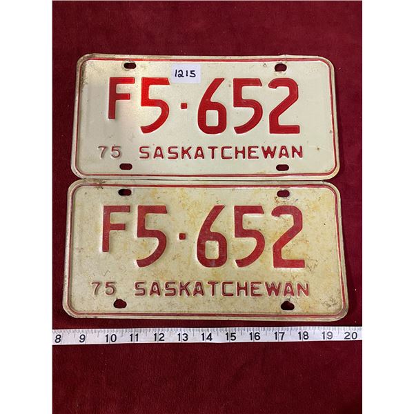 1975 License Plate Set Saskatchewan