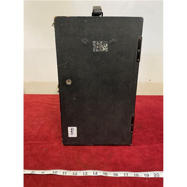 Garcia Fish Finder Electro Sonic With Case Model 9299