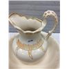 Image 2 : Pitcher & Basin