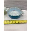 Image 3 : 2 Pyrex bowls & lids - 9" & 6"