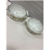 Image 1 : 2 Pyrex bowls & lids - 9" & 8"