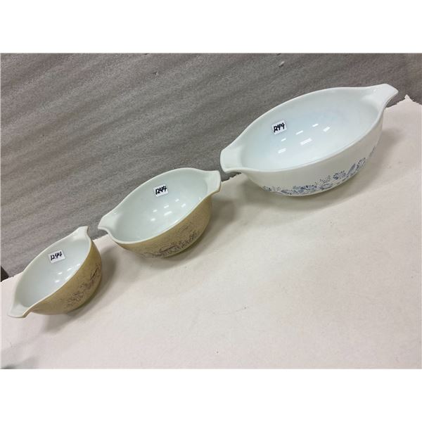 3 Pyrex bowls - 6", 7", 9"