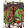 Image 2 : beaded purse Bake-lite handle very old great condition comes with mirror