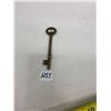 Image 1 : CNR brass key - skeleton