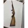 Image 1 : 22 Caliber: semi auto c/w clip Lakefield Model 64B L.R.