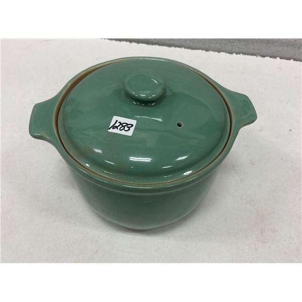 Crock pot & lid 5.75 pint Denby Stoneware England