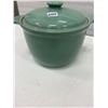 Image 5 : Crock pot & lid 5.75 pint Denby Stoneware England