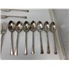 Image 5 : Rogers Oneida "Del Mar" Pattern 24 Piece Silverware