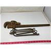 Image 1 : 24" Pipe Wrench + 4 Box End Wrenches