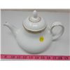 Image 1 : Royal Doulton Clarendon teapot, tip of spout broken needs repair.