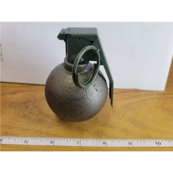 Dummy Apple Grenade
