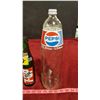 Image 7 : 3 Vintage Pop Bottles -Pepsi Shortneck With Cap 52.8 Oz.