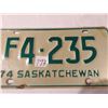 Image 1 : 1974 Saskatchewan farm license plate - light green