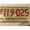 Image 2 : 1975 Saskatchewan farm license plate